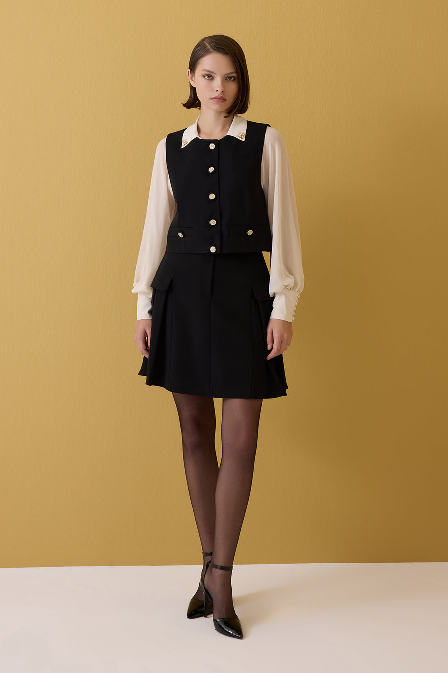 SİYAH KOLSUZ KADIN YELEK ETEK TAKIM