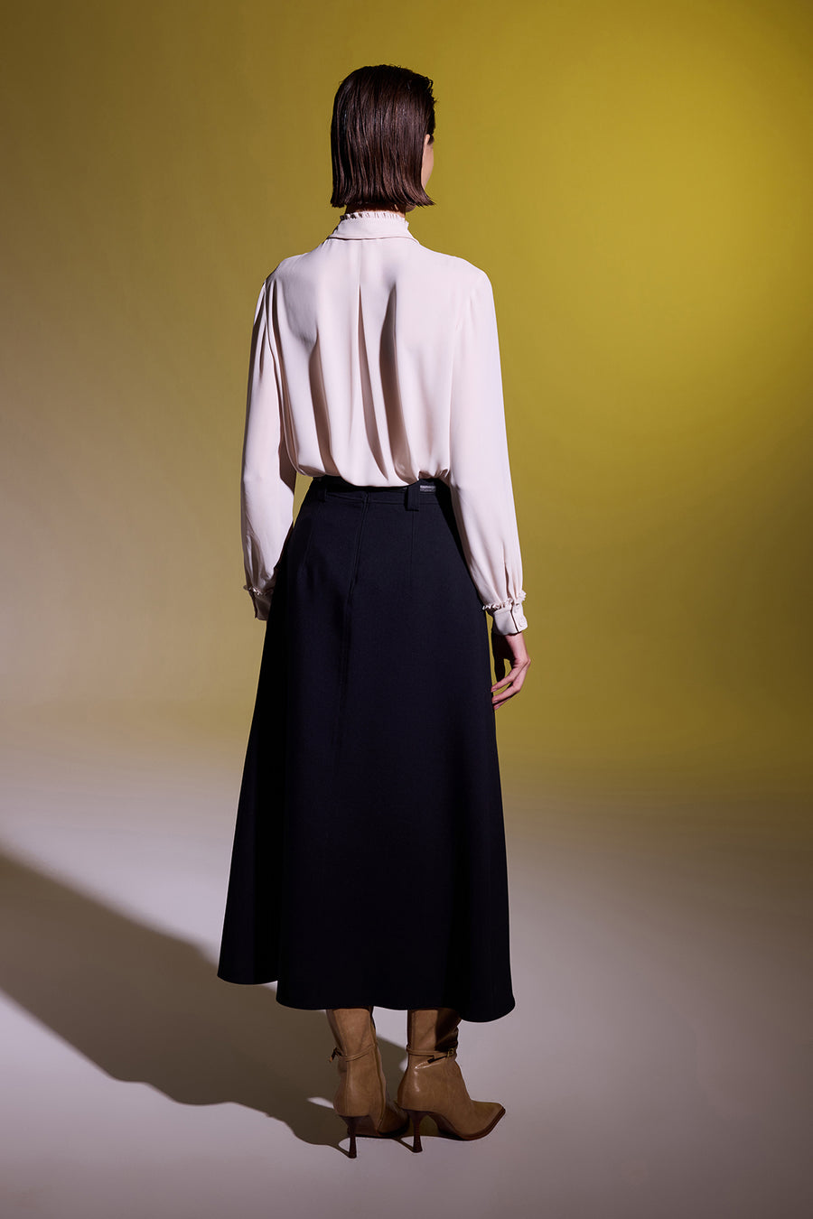 SİYAH KEMERLİ CEP DETAYLI UZUN ETEK