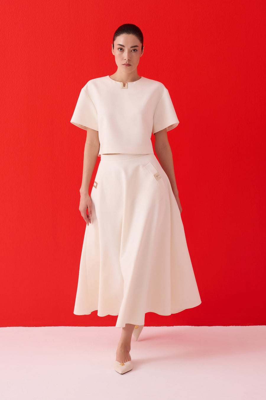 ECRU COLLAR BLOUSE WITH GOLD ACCESSORY DETAILS