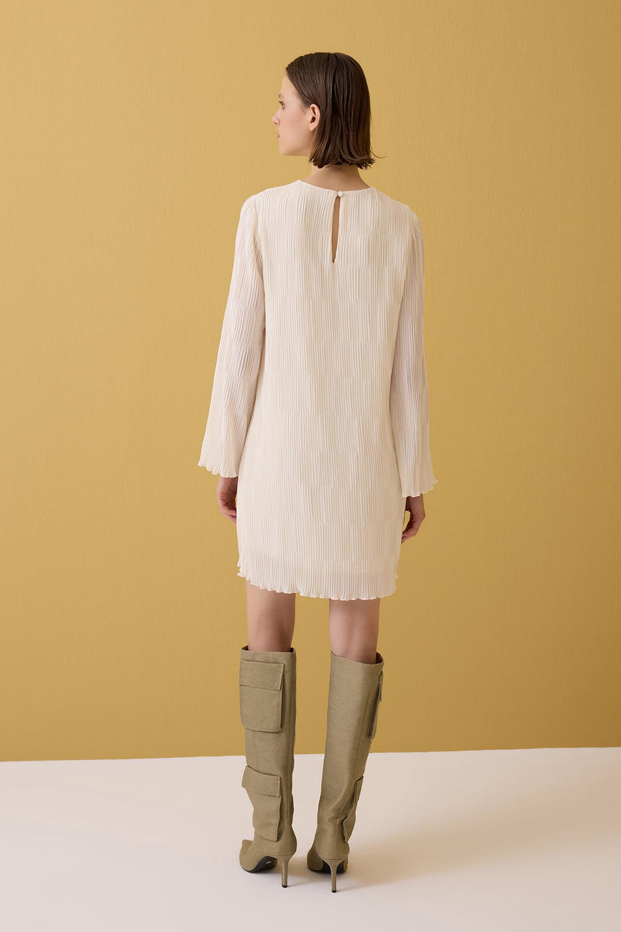 KREM  PİLİSELİ MİNİ ELBİSE