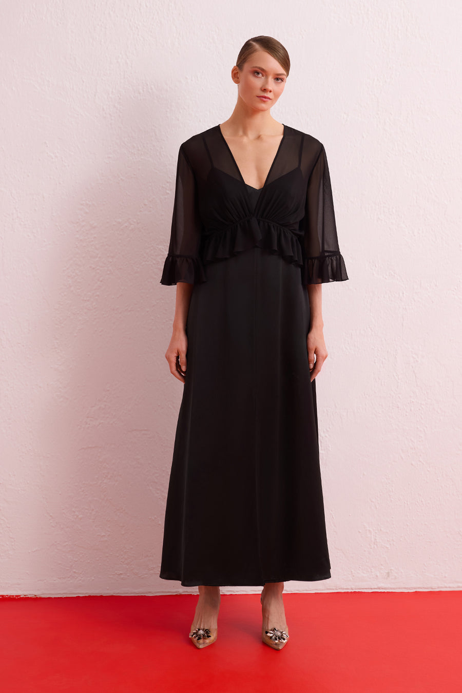 BLACK THREE QUARTER SLEEVE CHIFFON LONG DRESS
