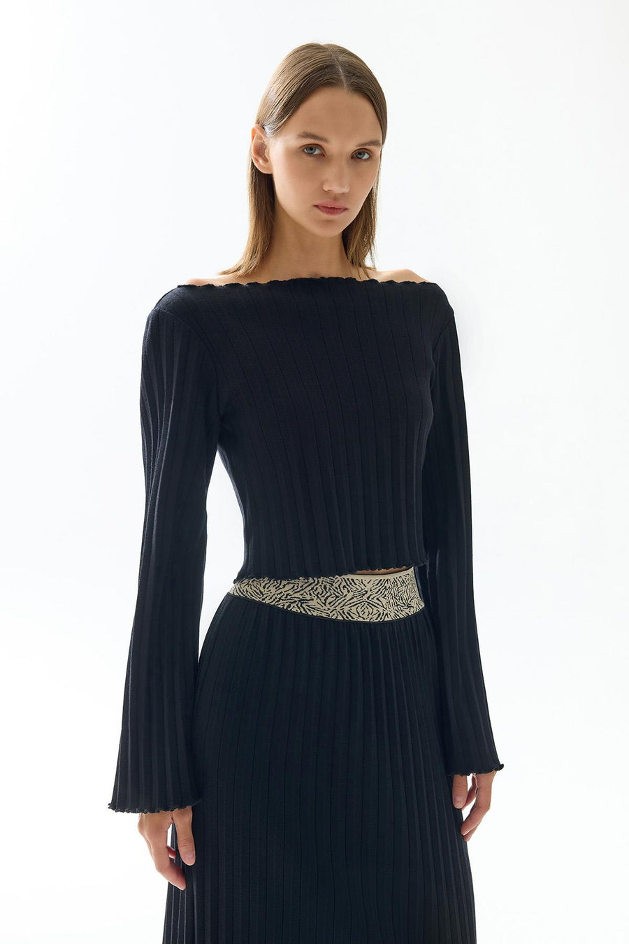 BLACK KNITWEAR BLOUSE SKIRT SET